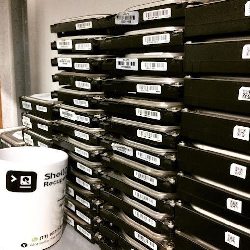 Equipe técnica especializada em recuperação de dados ShellCodeRecover